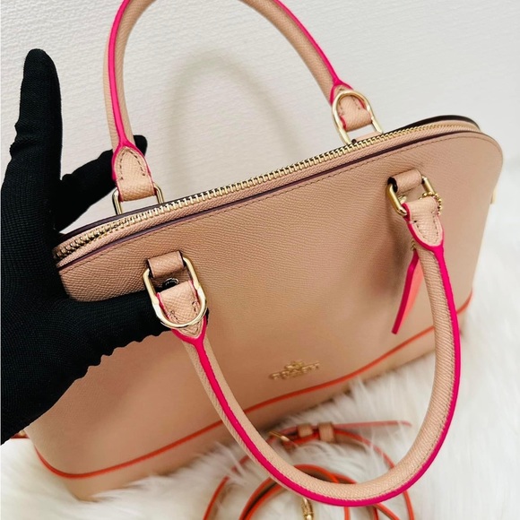 Coach Sierra Satchel in excellent condition - Picture 3 of 9